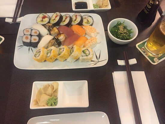 Sakura Sushi & Grill