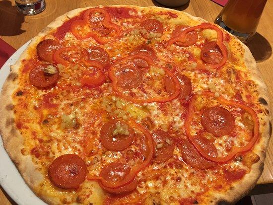 Restaurant Pavarotti Pastaria Pizzeria