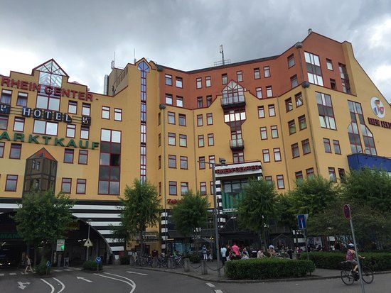 Rhein Center