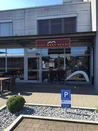 Cafe Mont Blanc