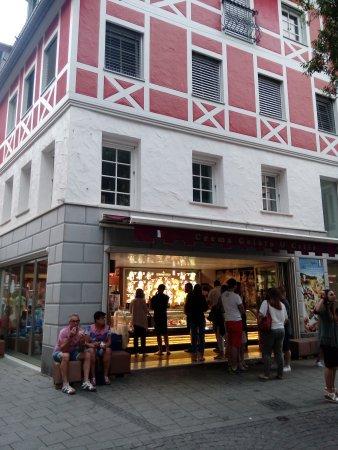 Crema Caffe & Gelato