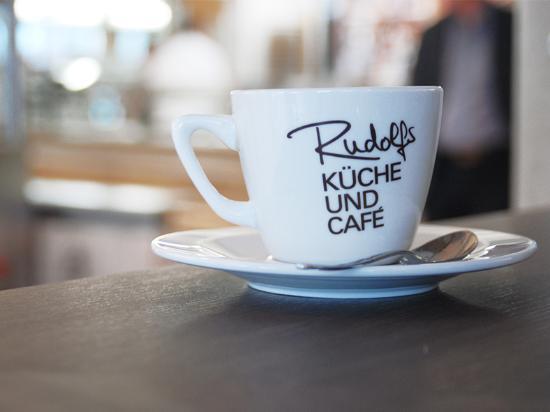 Rudolfs Kueche und Café