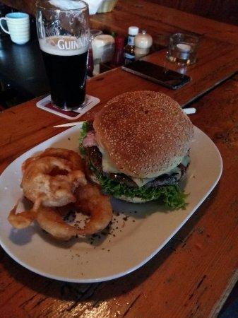 Fermac's Irish Pub & Restaurant