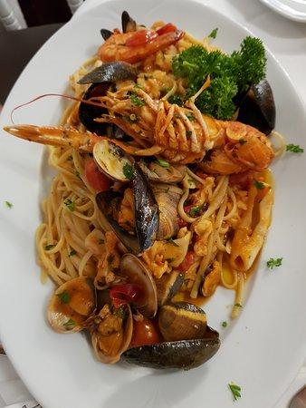 Neutor Ristorante E Pizzeria