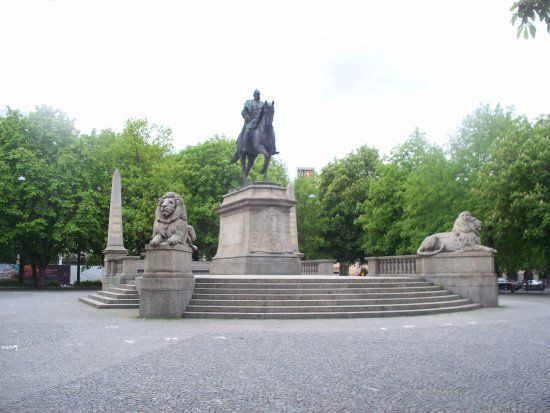 Kaiser-Wilhelm-Denkmal