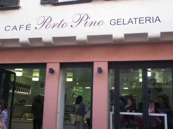 Porto Pino Café-Gelateria