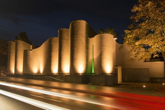 MAC Museum Art & Cars