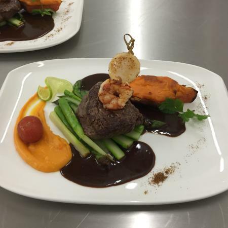 Christians Restaurant