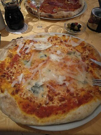 Pizzeria Der Neue Löwe